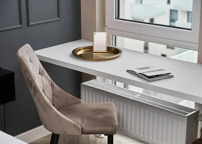 Aleja Architektow By Renters * Wrocław