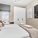 アパート Aleja Architektow By Renters ヴロツワフ