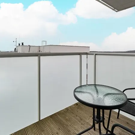 Apartment Aleja Architektow By Renters