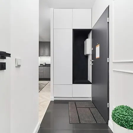 Apartment Aleja Architektow By Renters